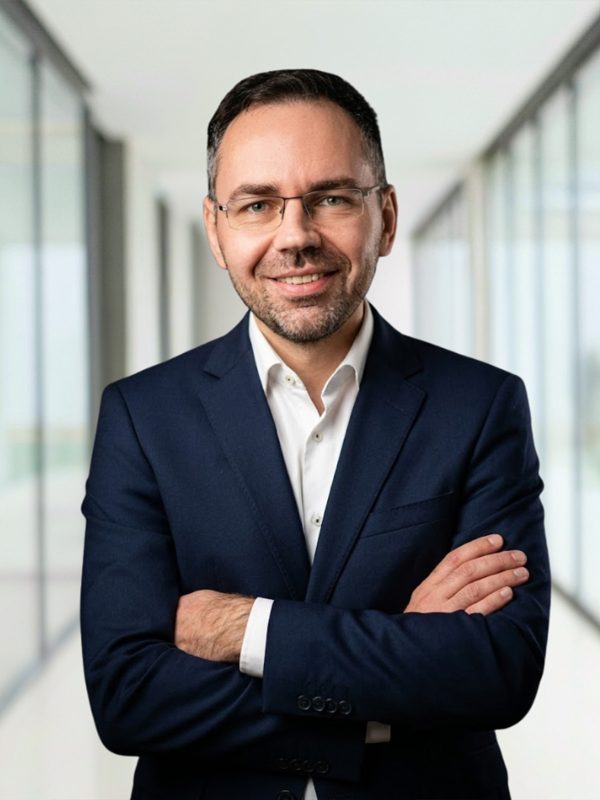 Dr Paweł Szlucho